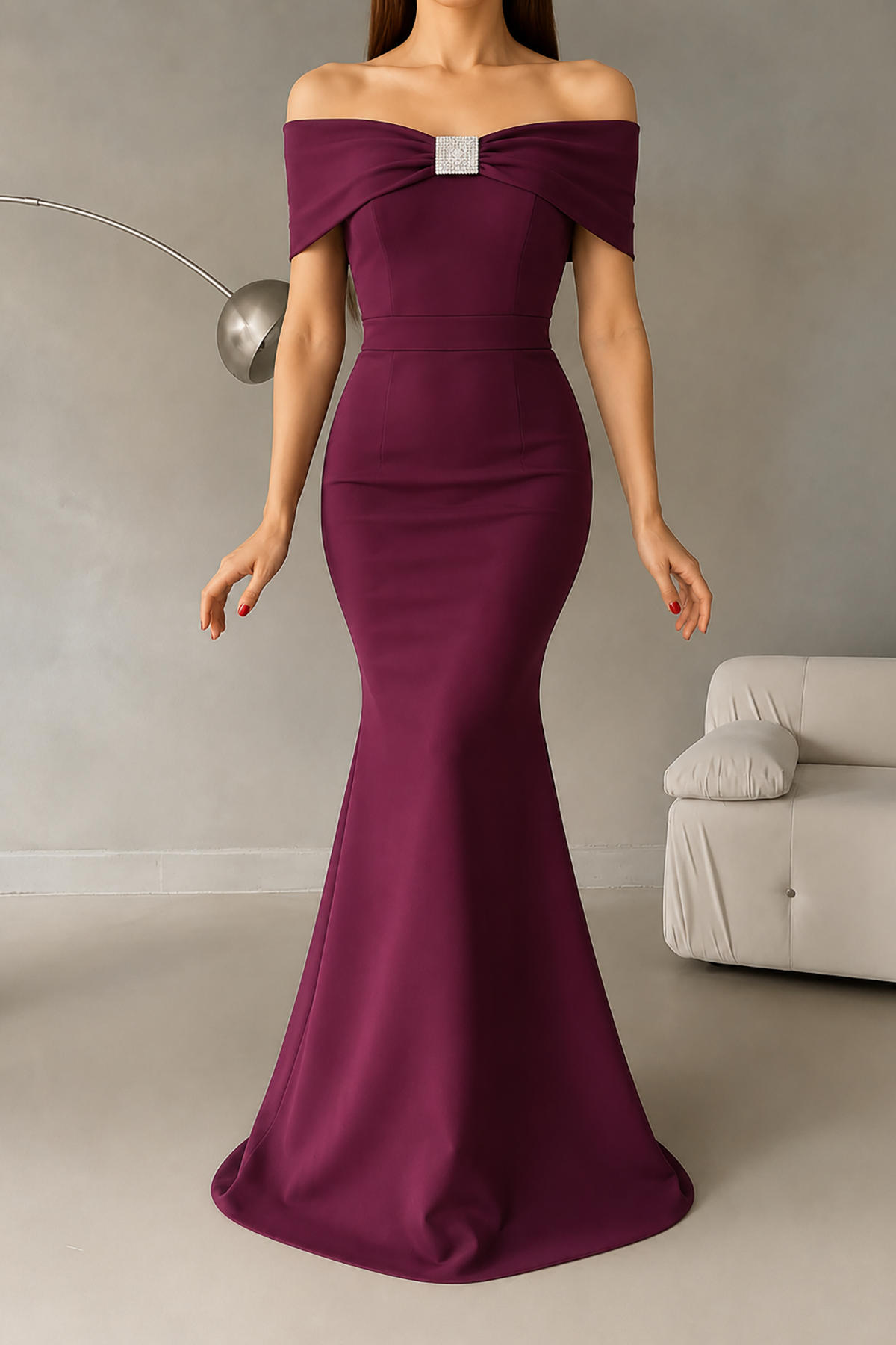 Mürdüm Madonna Yaka Taş Detay Maxi Boy Scuba Kumaş Balık Abiye Elbise