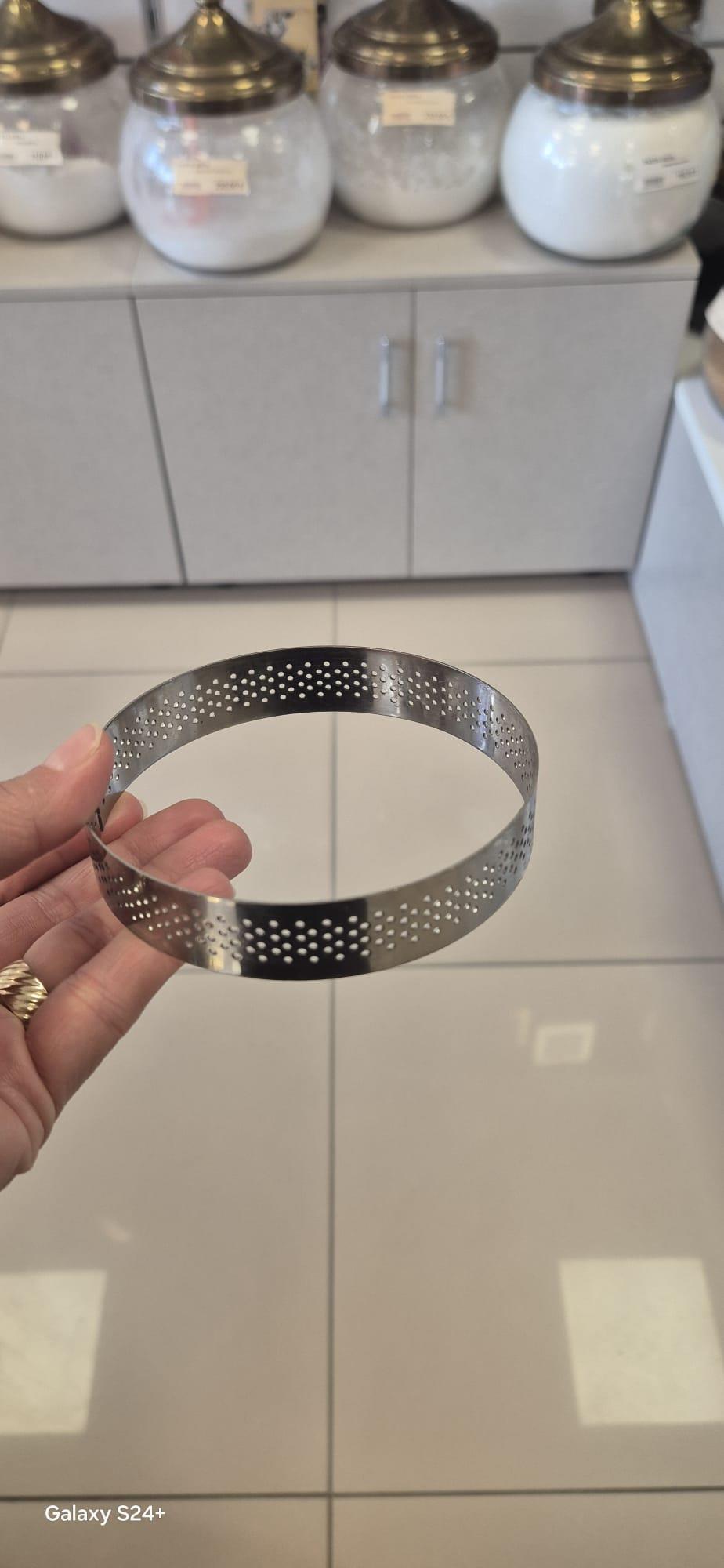 Yuvarlak Delikli Tart Kalıp Metal Tekli 10cm