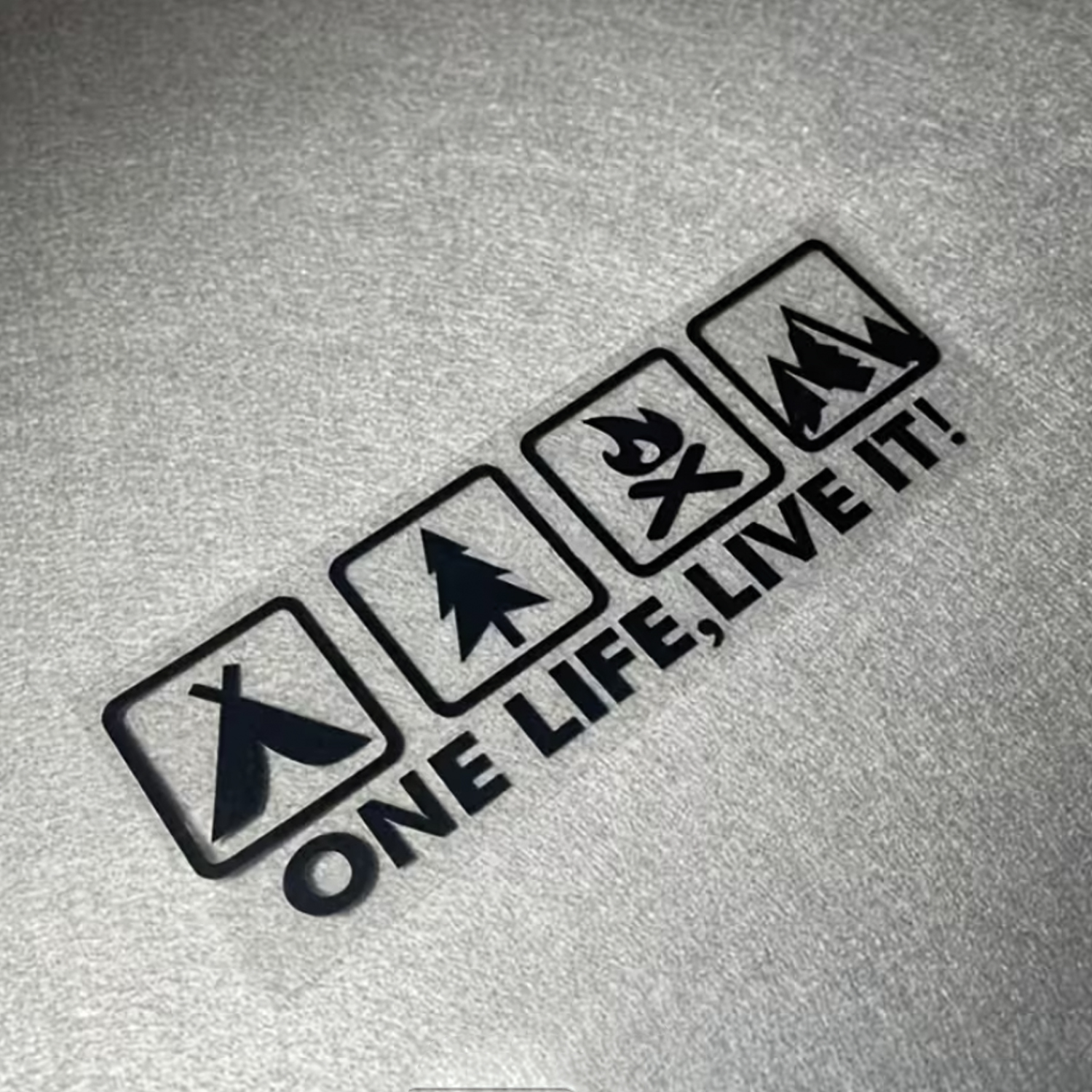 One Life Live It Yazılı Siyah Sticker  Açık Hava Tutkunu Kamp Ateşi Doğa Sticker