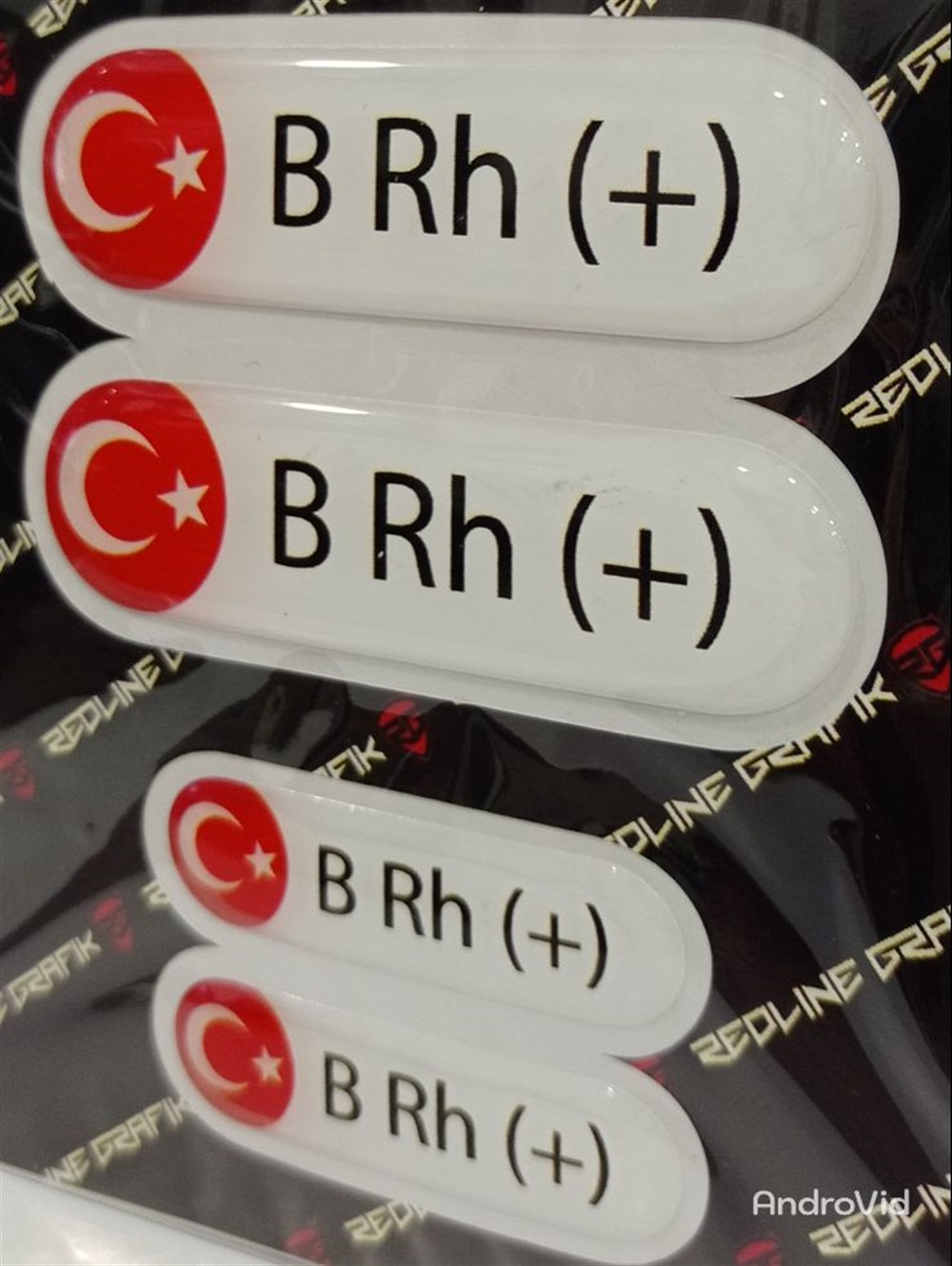 Damla Kan Grubu Sticker Beyaz 4 ADET Hediyeli B RH Pozitif