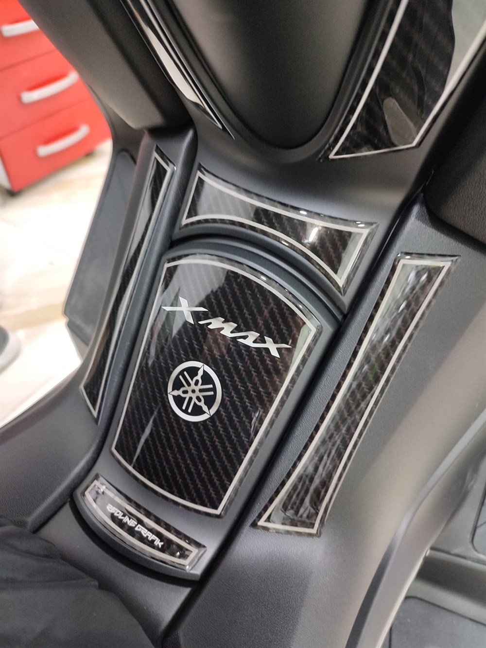 Yamaha Xmax 2018-2021 Karbon desen Tank Pad