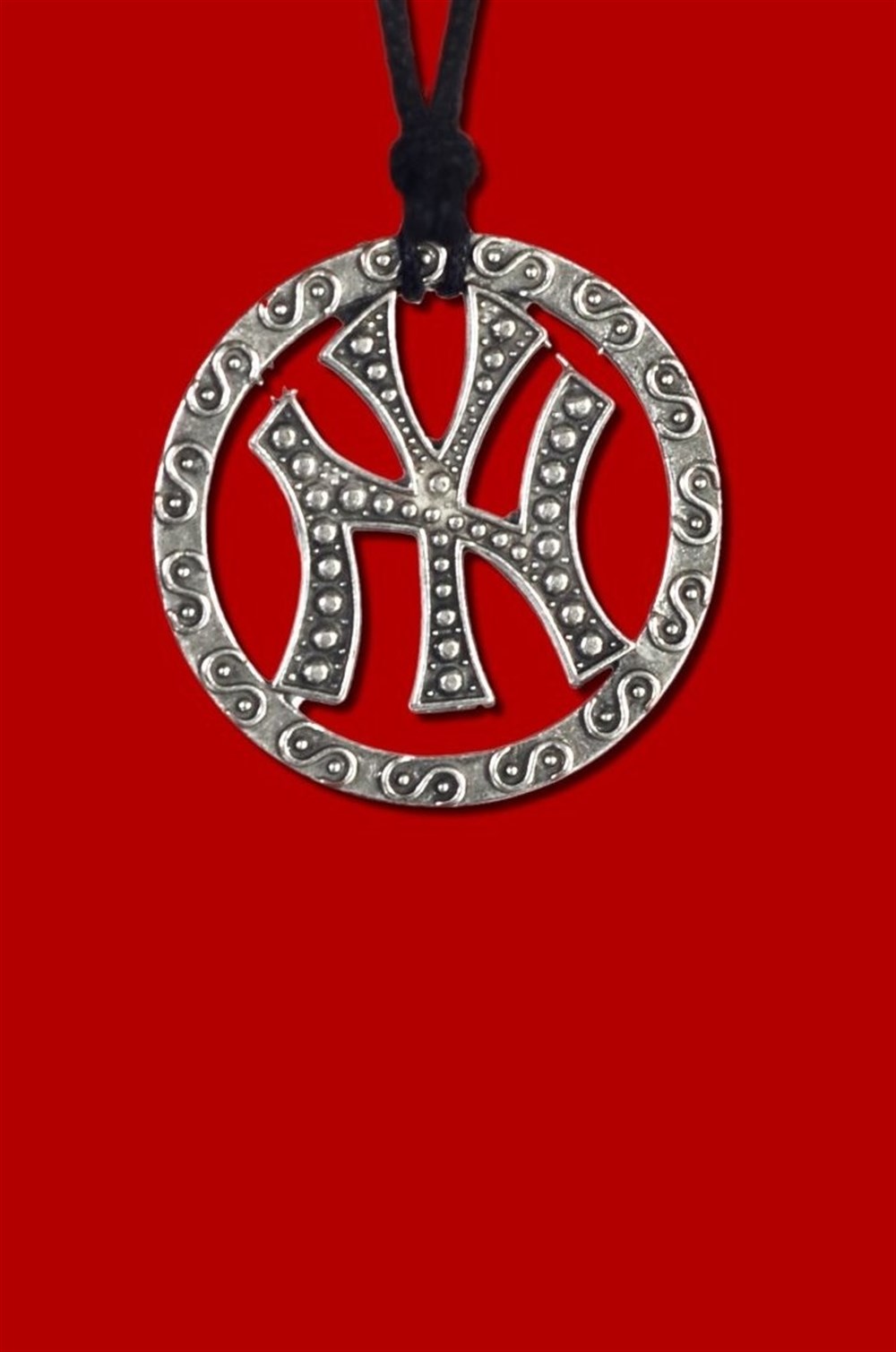 yankees kolye