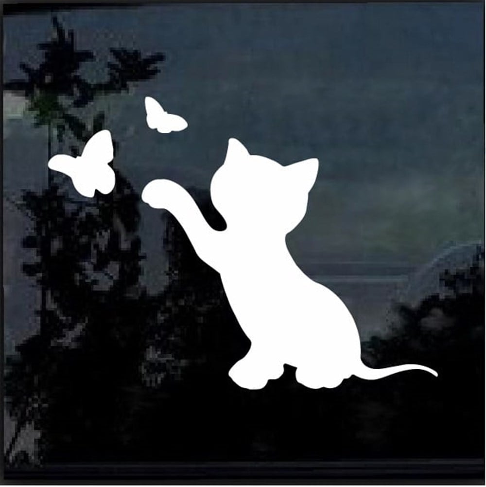 Yavru Kedi Ve Kelebekler Oto Sticker