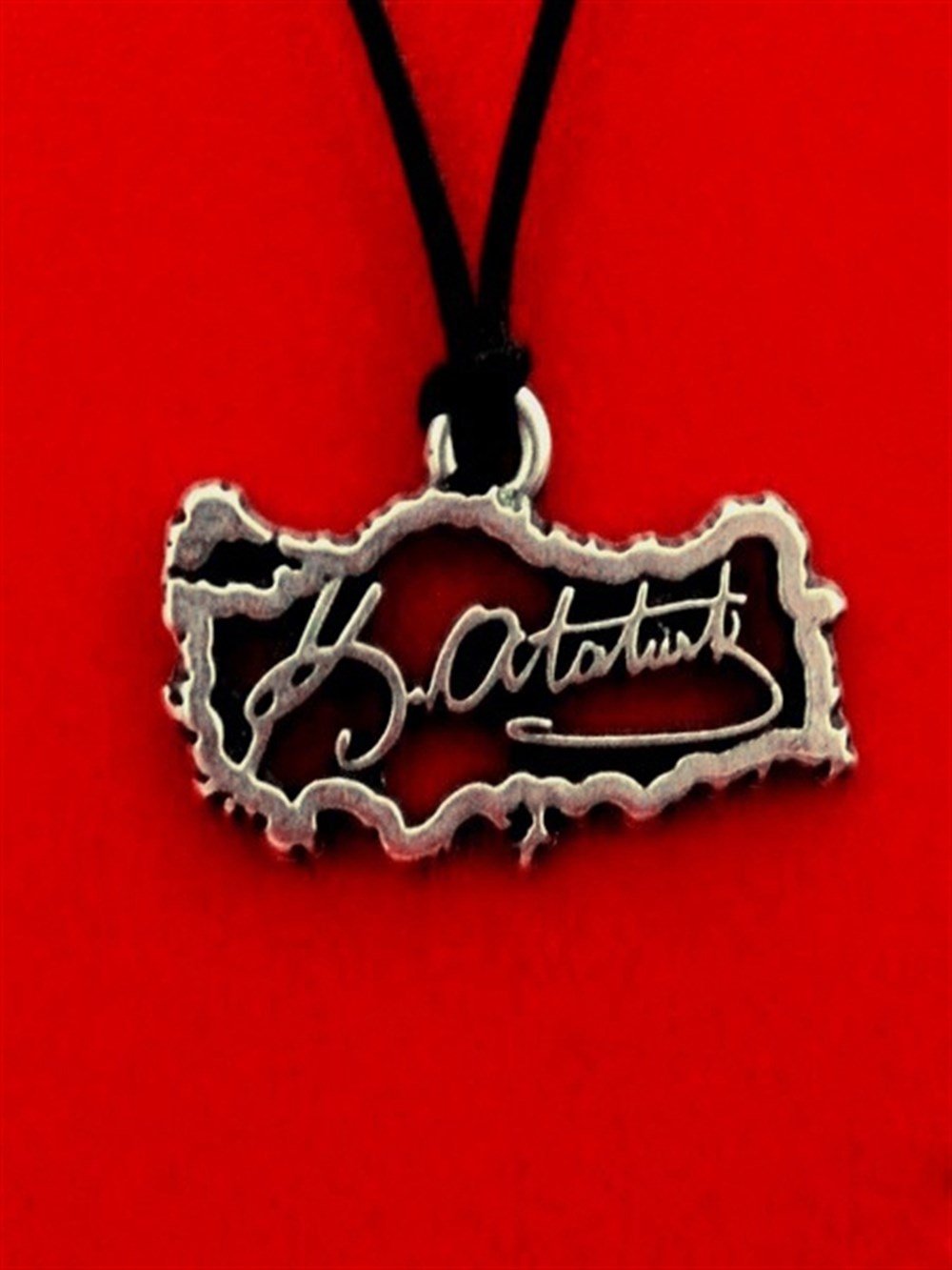 Atatürk İmzalı Kolye