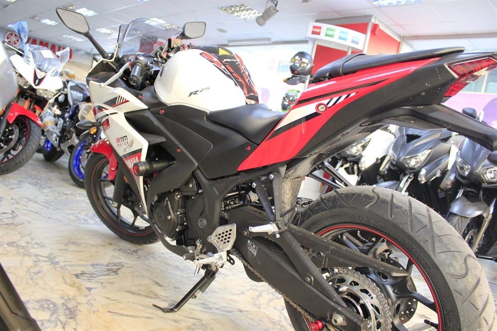 R25 Yan Pad Şeffaf Gümüş R25 Yazılı