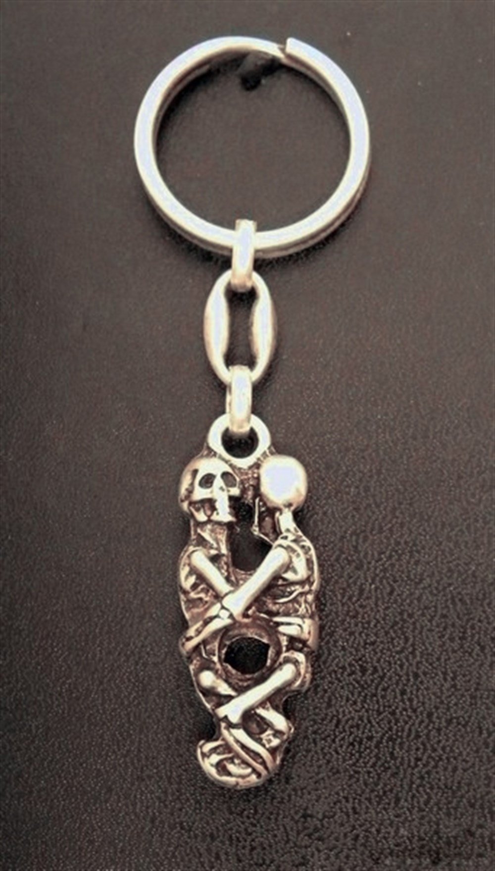 Sarılmış İskeletler Anahtarlık