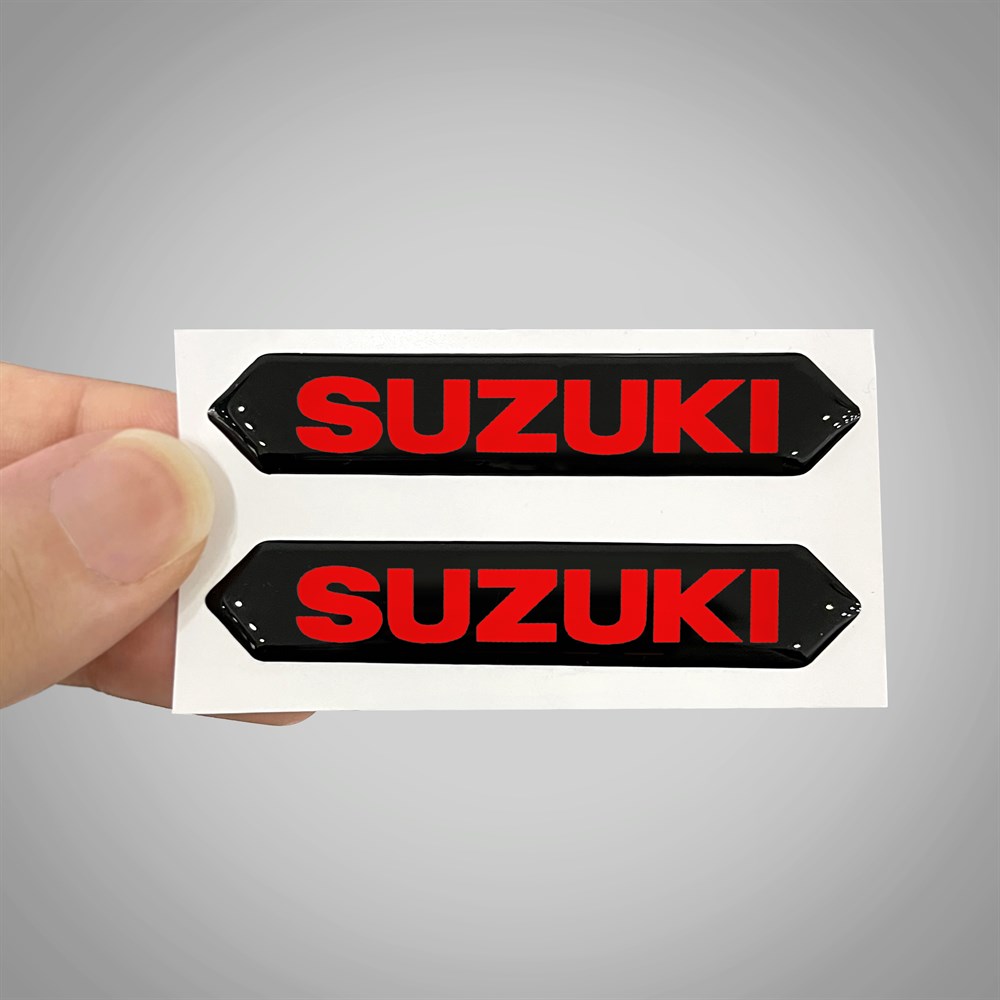 Suzuki 3D Kırmızı Arma Sticker Yapıştırma 2 Adet
