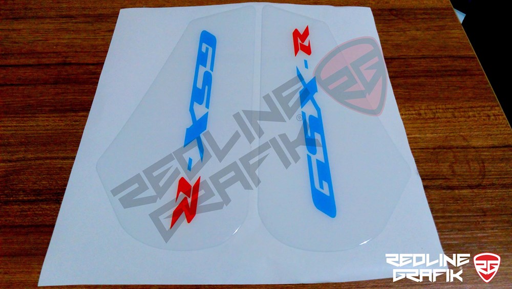 SUZUKİ GSXR 600-2009-16 YAN PAD ŞEFFAF