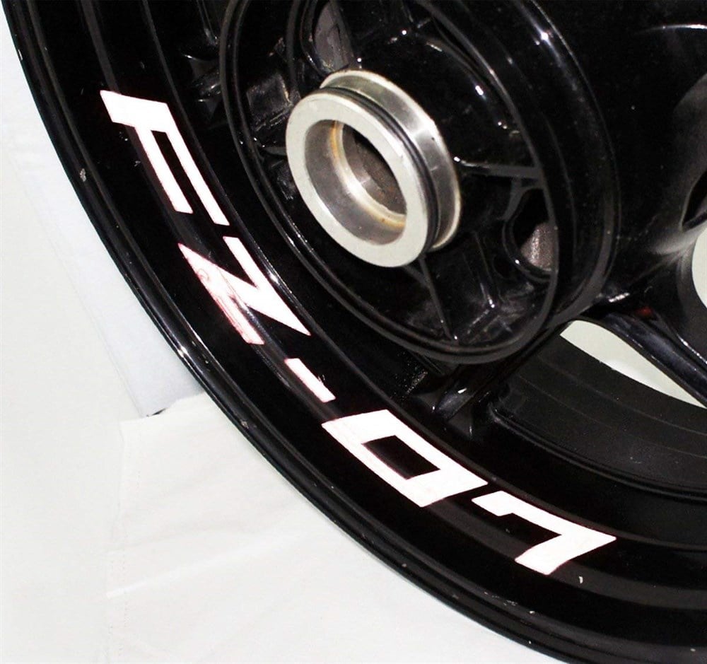 Yamaha FZ07 İç Jant Şerit Yazısı