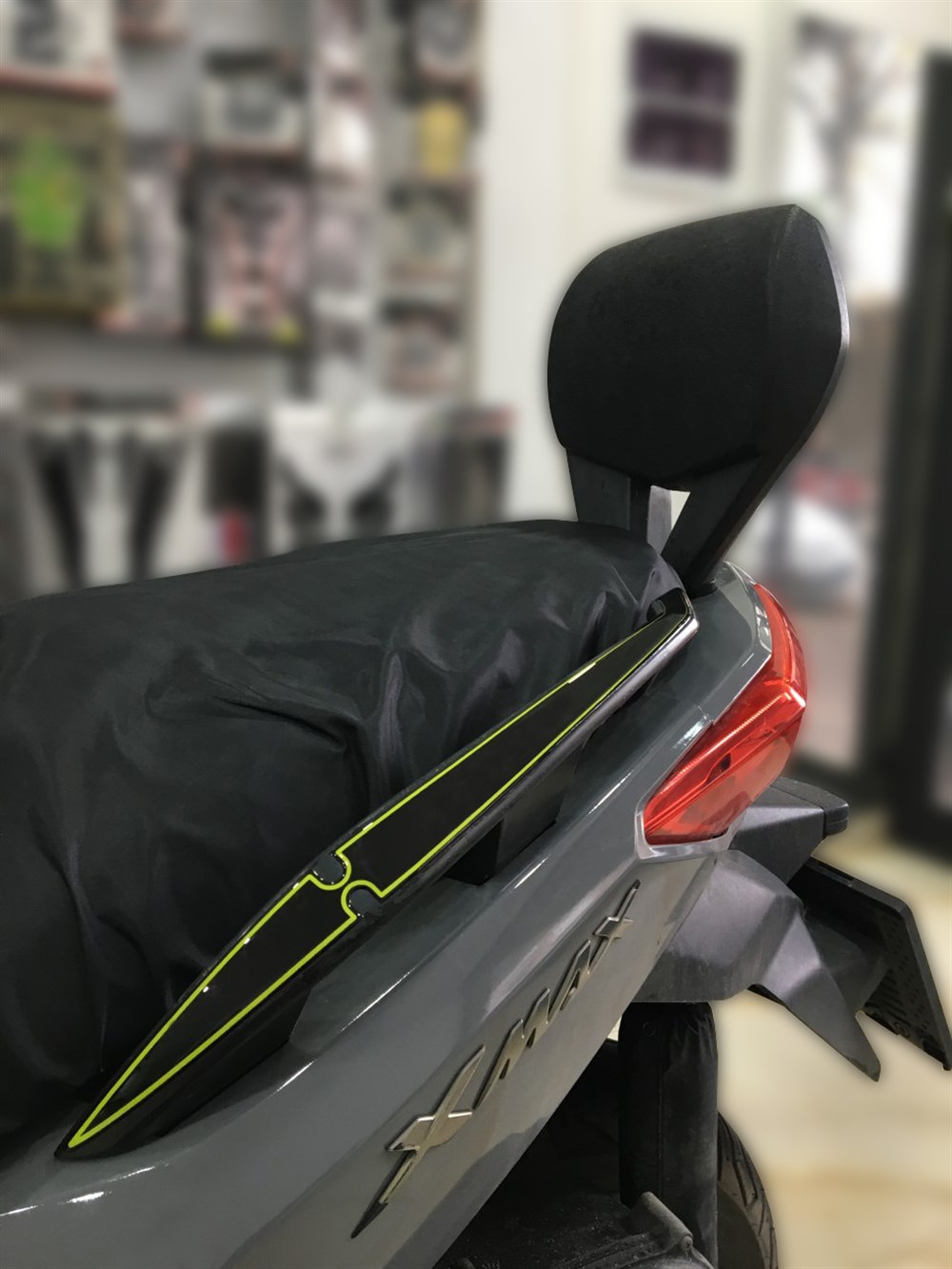 Yamaha Xmax 250 2014-2017 Kuyruk Koruyucu Pad Siyah Sarı