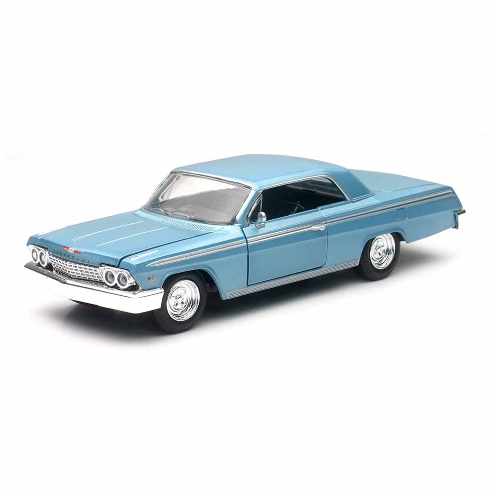 Hobi ve Koleksiyon, Sunman, 1:25 Muscle Model Araba 18539 1970 Chevrolet El Camino Ss - Mavi Beyaz