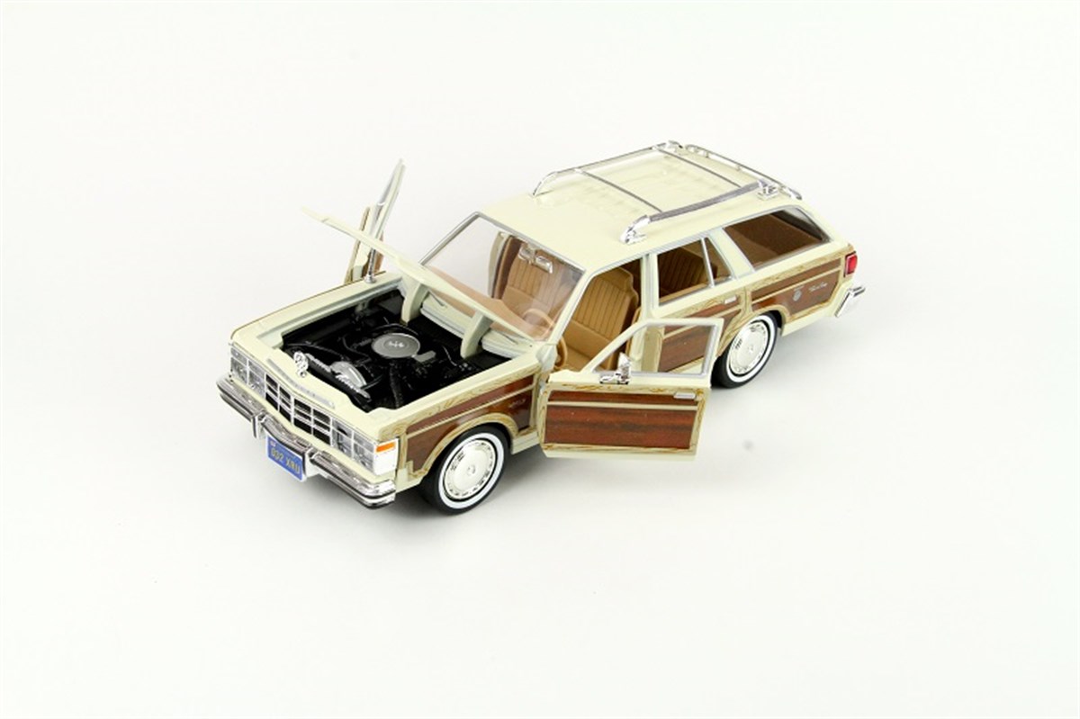 1979 Chrysler LeBaron Town Country 1:24 Koleksiyon Model Araba Motor Max