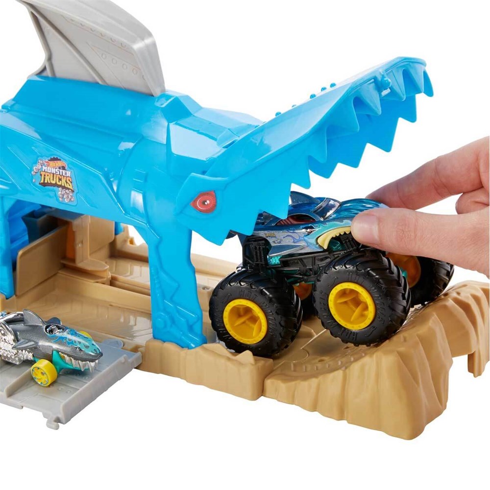 Hot Wheels Oyun Setleri, Hot Wheels, Hot Wheels Monster Trucks Fırlatıcılı Oyun Seti GKY01 GKY03 Shark Wreak