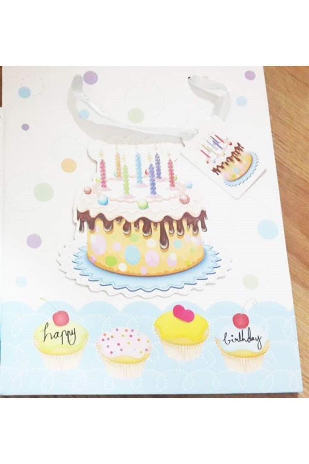 25x31 Karton ÇantalarPasta Desenli Simli Büküm Saplı Çanta 25x31İTHAL