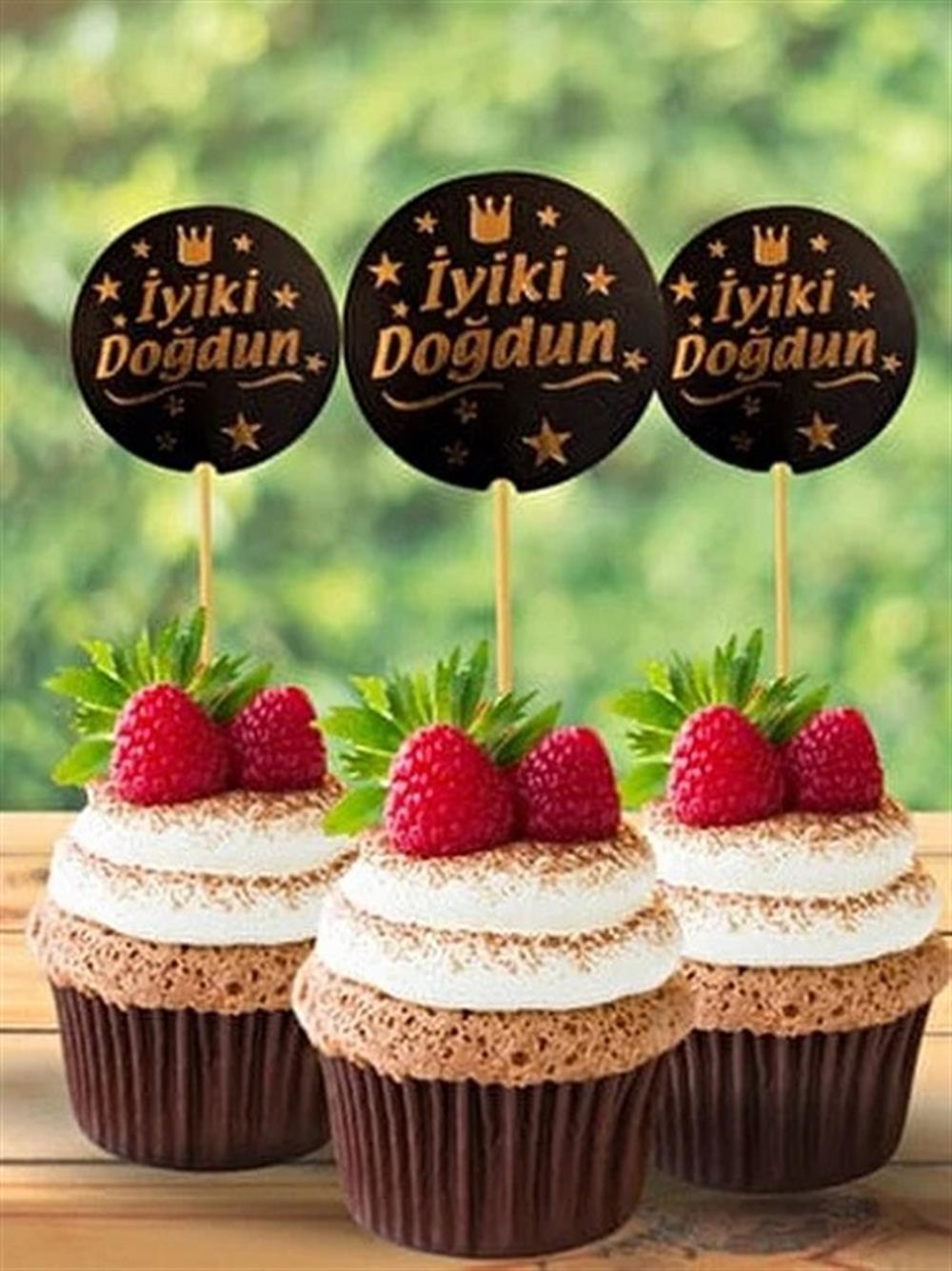 Kürdan Çeşitleriİyi Ki Doğdun Siyah Gold Yaldızlı Parti Cupcake Kürdan 20 AdetYerli Üretim