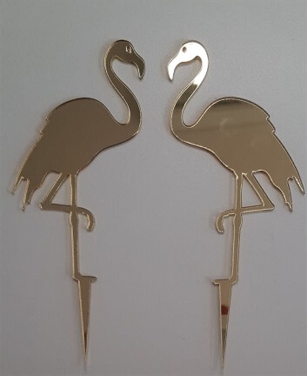 Pleksi Harf Rakam ve YazılarPasta Üstüne Pleksi Flamingo Şekli Gold Yerli Üretim
