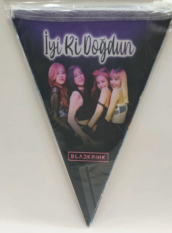 Üçgen Flama Kağıt SüsleriBlack Pink Temalı Üçgen Kağıt FlamaYerli Üretim