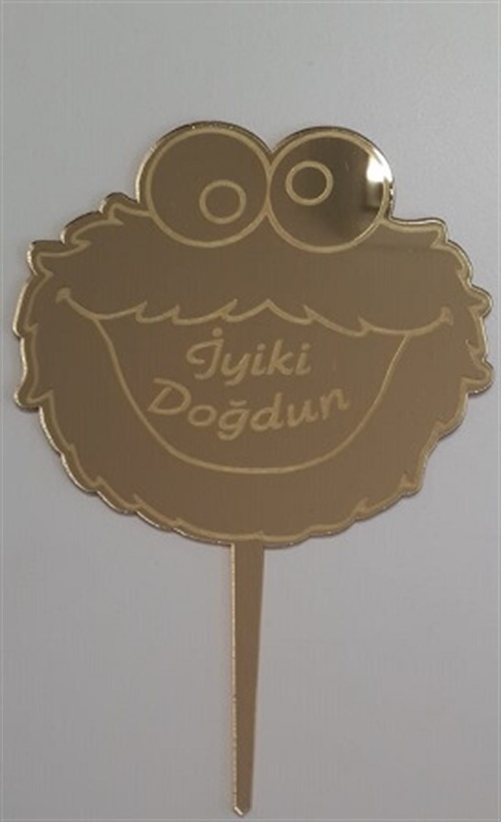 Pleksi Harf Rakam ve YazılarPasta Üstüne Pleksi İyi Ki Doğdun Gülen Surat Şekilli Gold YazısıYerli Üretim
