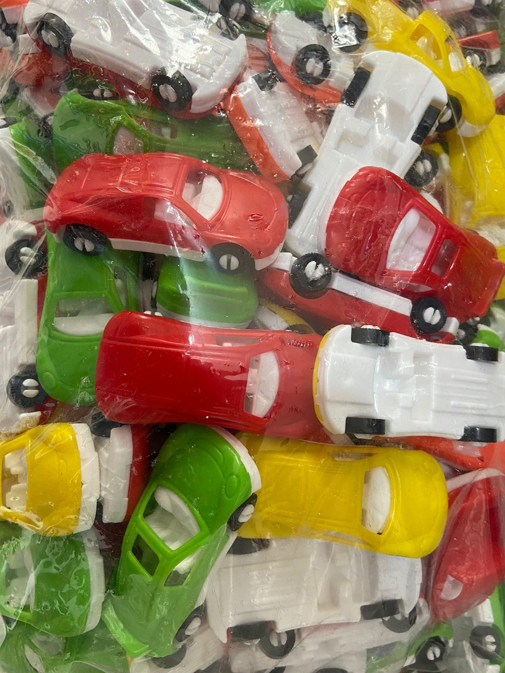 Aksesuarlar ve HediyeliklerPlastik Renkli Arabalar Oyuncak 100 AdetYerli Üretim