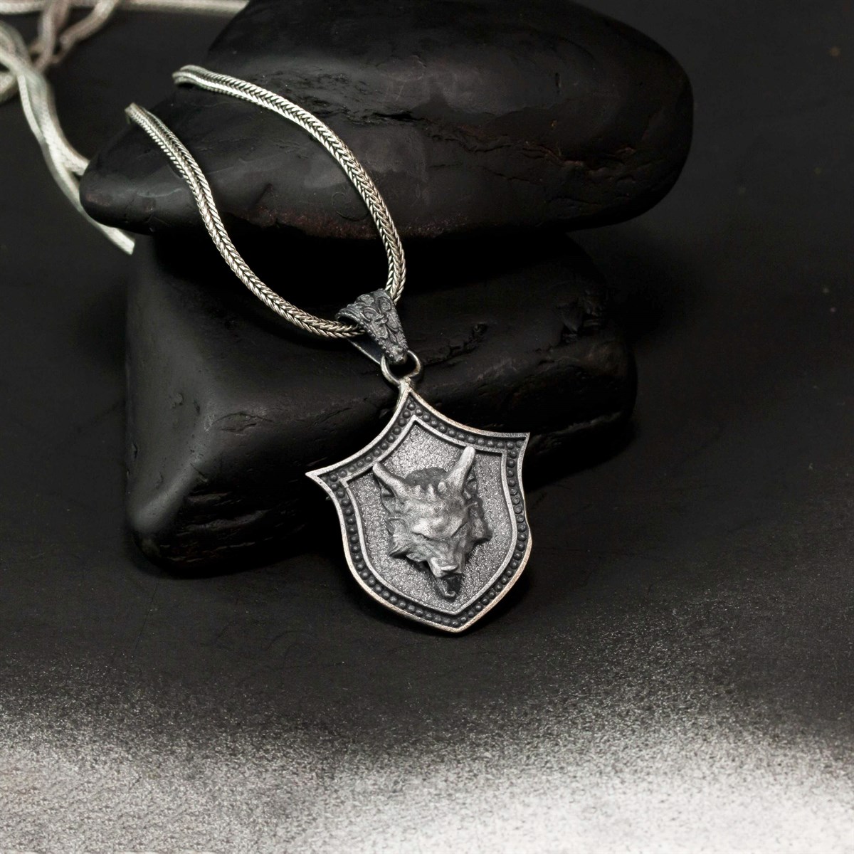 Özel Tasarım Vintage Karartmalı Witcher Gümüş Erkek Kolye | Silverplus™