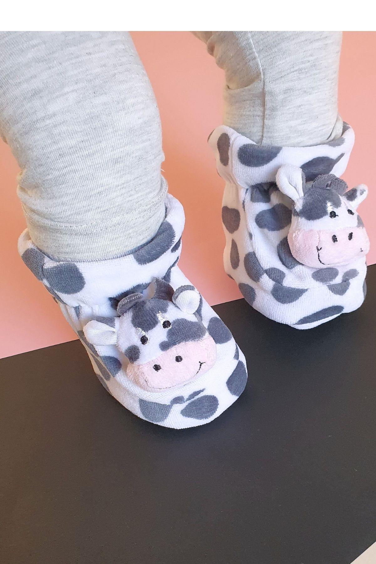 Kadife 3 Boyutlu İnek Kafacık Aksesuarlı Unisex Bebek Ayakkabısı 