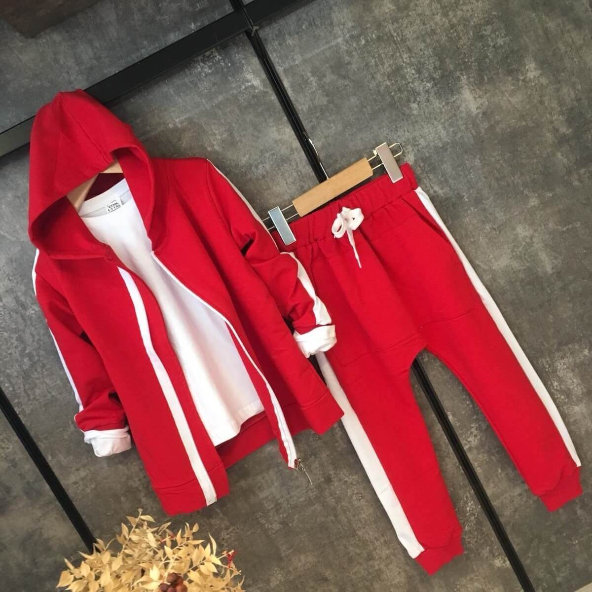 Erkek Çocuk Fermuar Detaylı Kırmızı Eşofman Seti-Seasonal Products-QuzucukKids.com