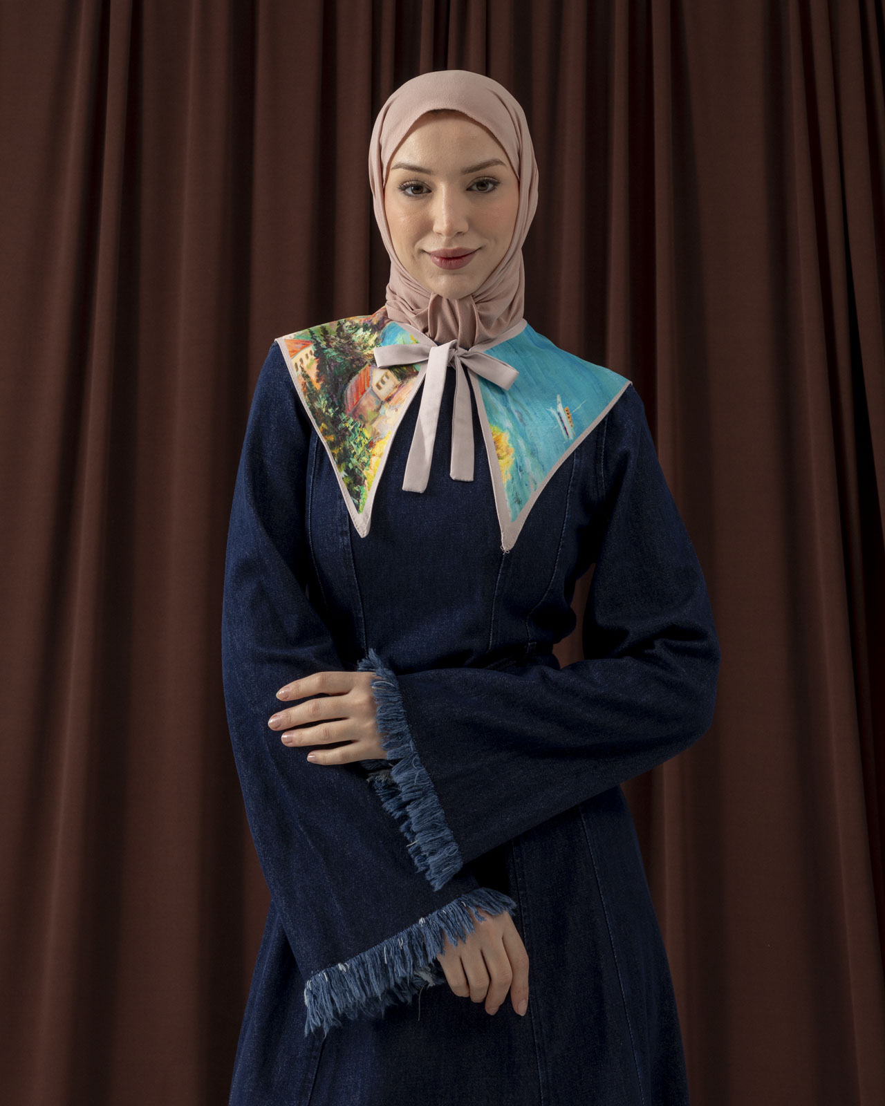 Desenli Pembe Yakalık