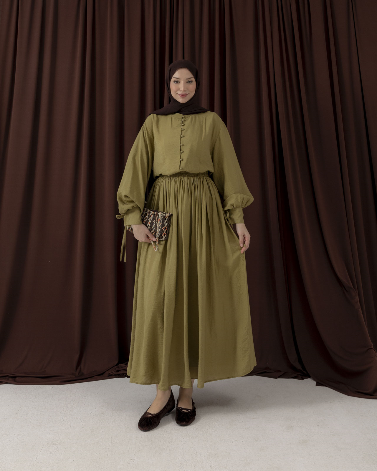 Düğme Detaylı Yağ Yeşili Etekli Takım