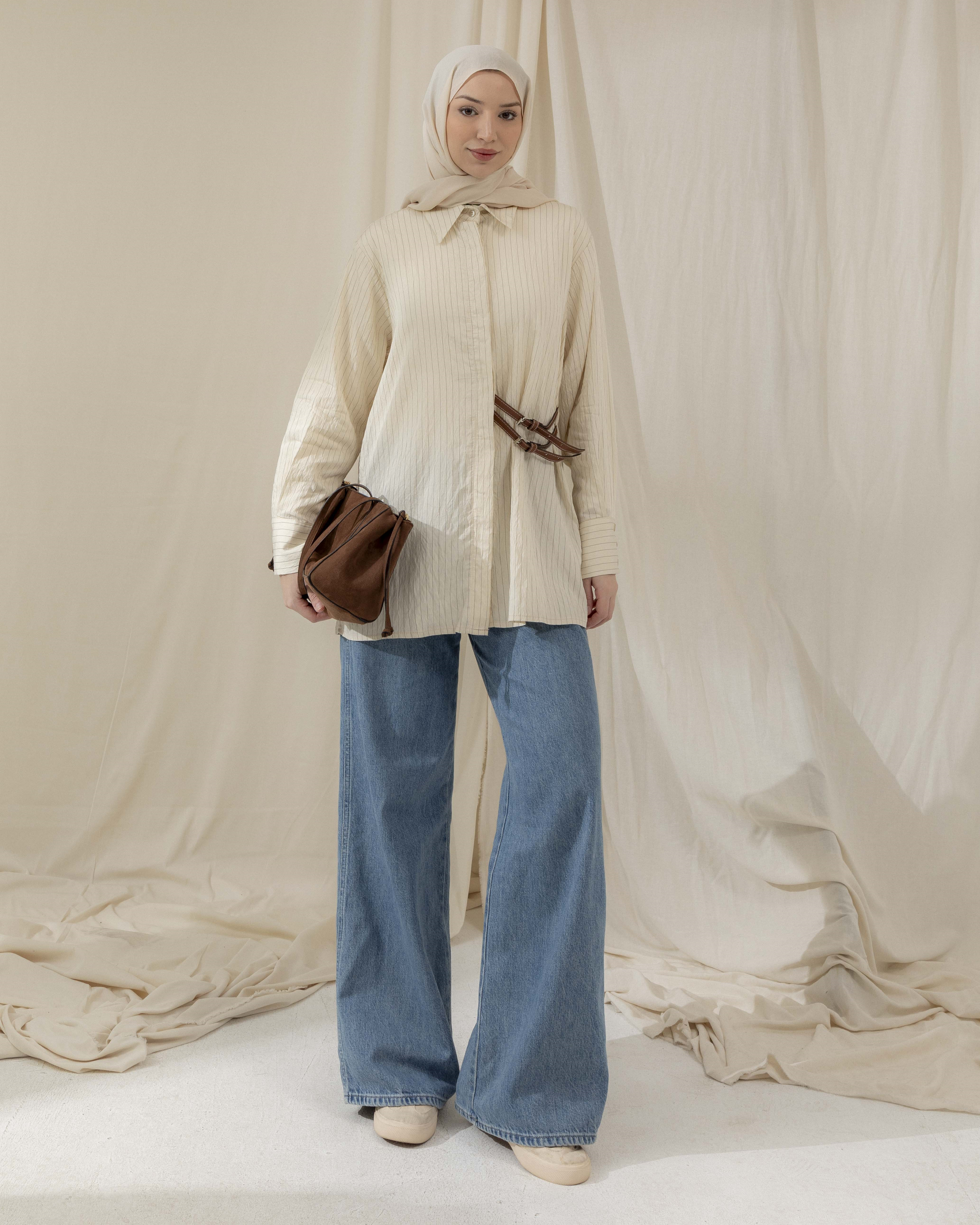 Tokalı Çizgili Krem Gömlek