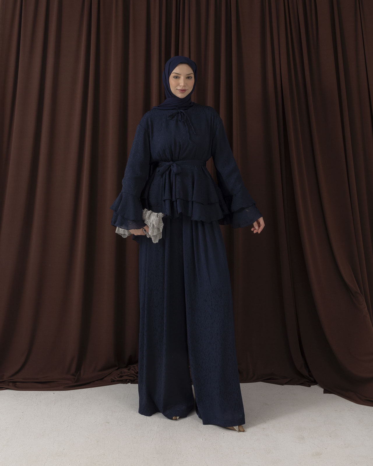 Volanlı Lacivert Takım