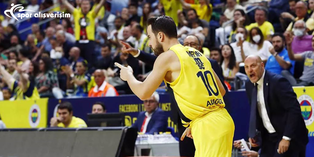 Fenerbahçe Beko, ING Basketbol Süper Ligi yarı final serisinde 1-0 öne geçti
