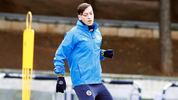 Fenerbahçe'de Mesut Özil gelişmesi!