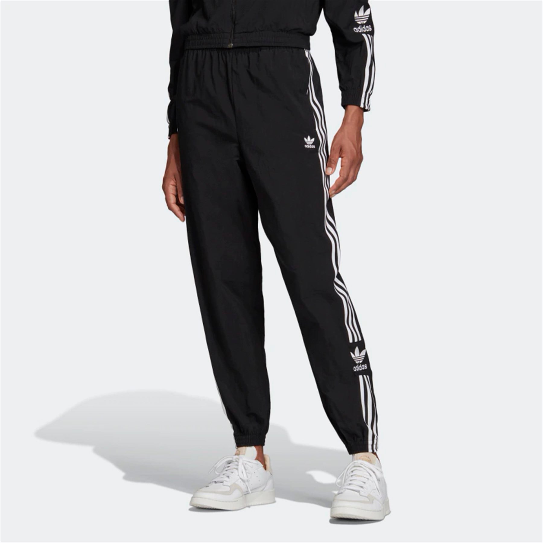 Adidas adibreak брюки мужские. Adidas originals track pants black. Adidas originals nigo retro bear. Adidas originals track pants. Штаны adidas originals stripes 3 black.