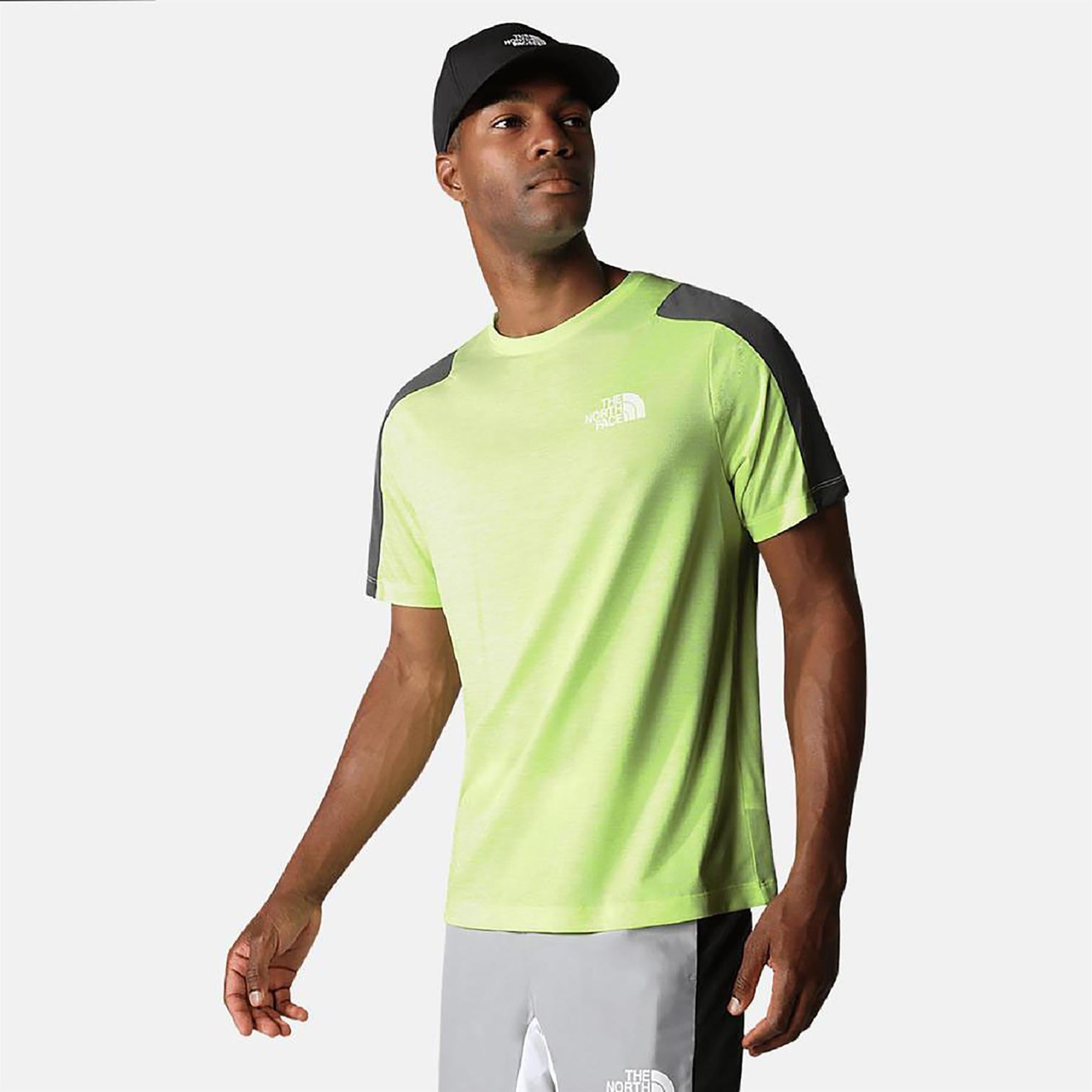 The North Face Erkek T-Shirt Ma S-S Tee Nf0A823Vımm1
