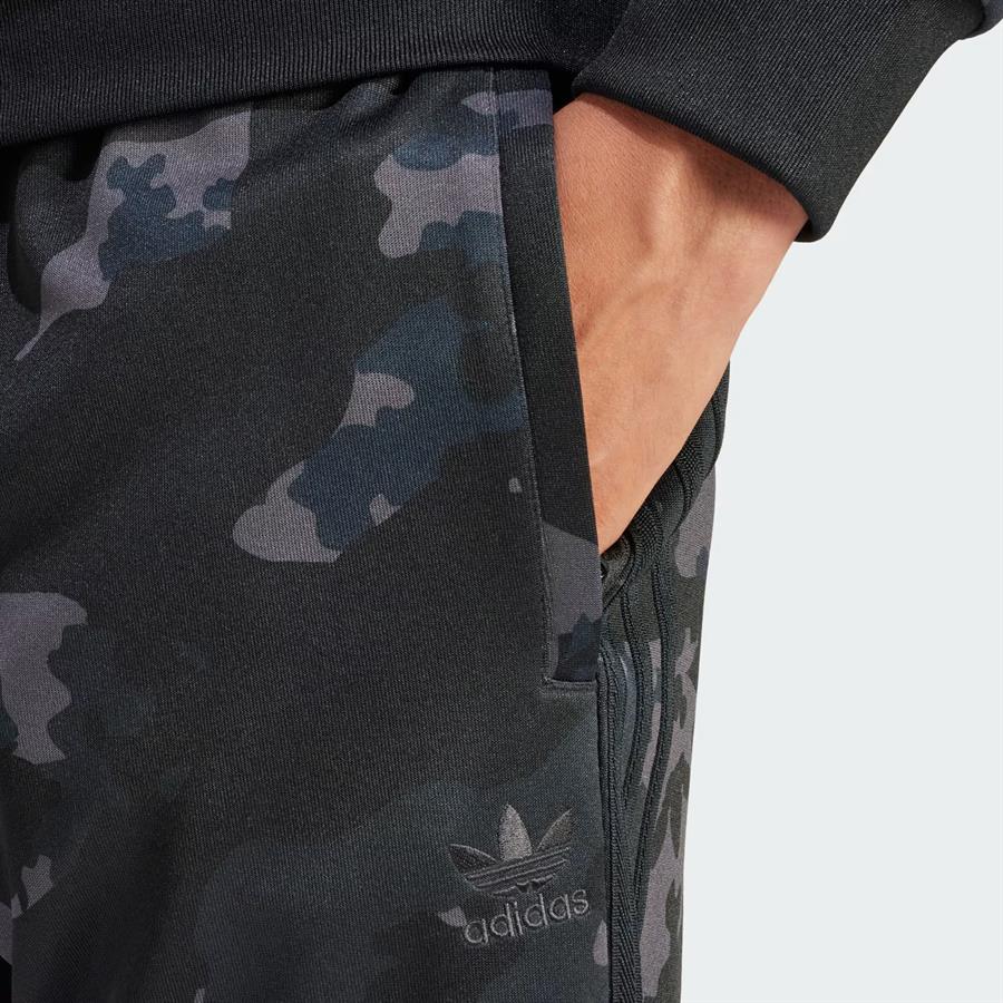 Camo tracksuit cheap adidas