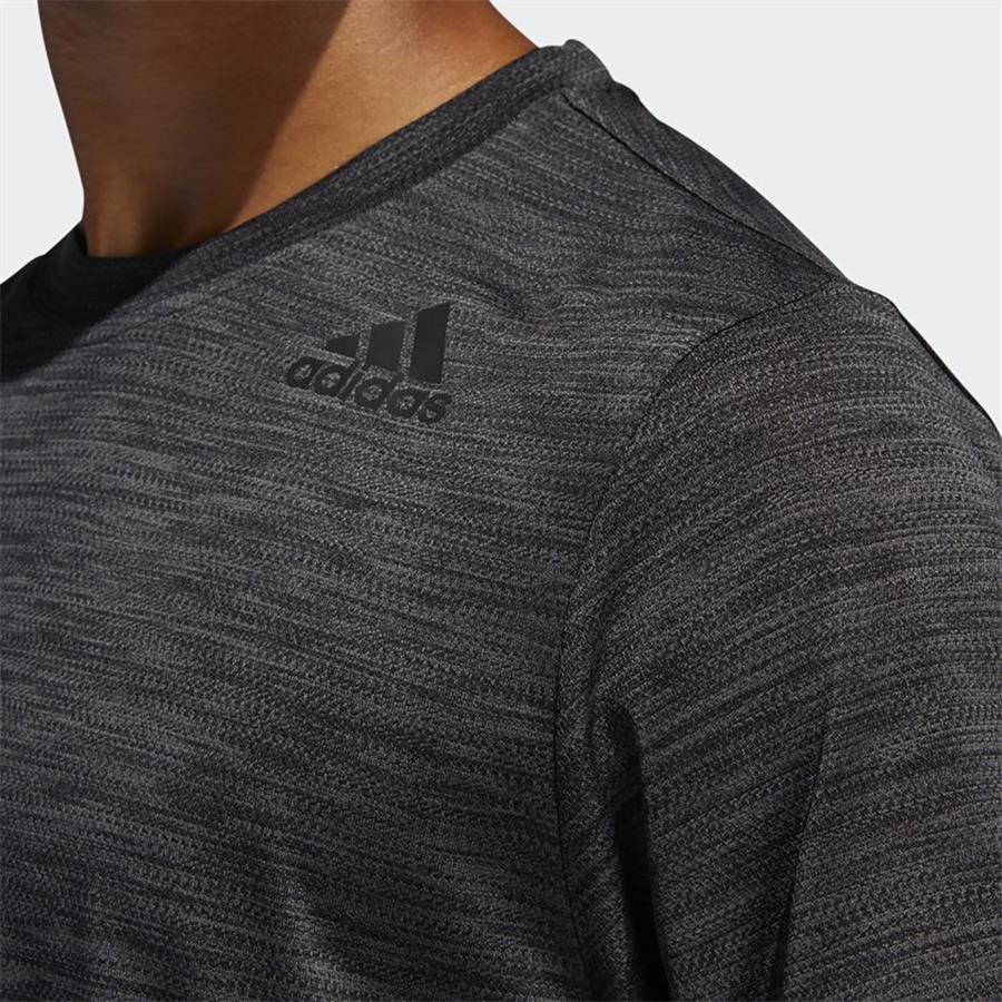 Adidas Erkek G�nl�k T-Shirt Gradient Tee Fj6125 GRADIENT TEE