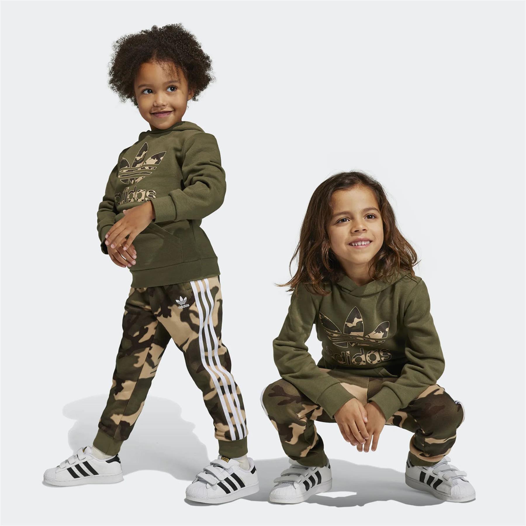 Adidas Çocuk Günlük Eşofman Takım Hoodie Set Ic2133