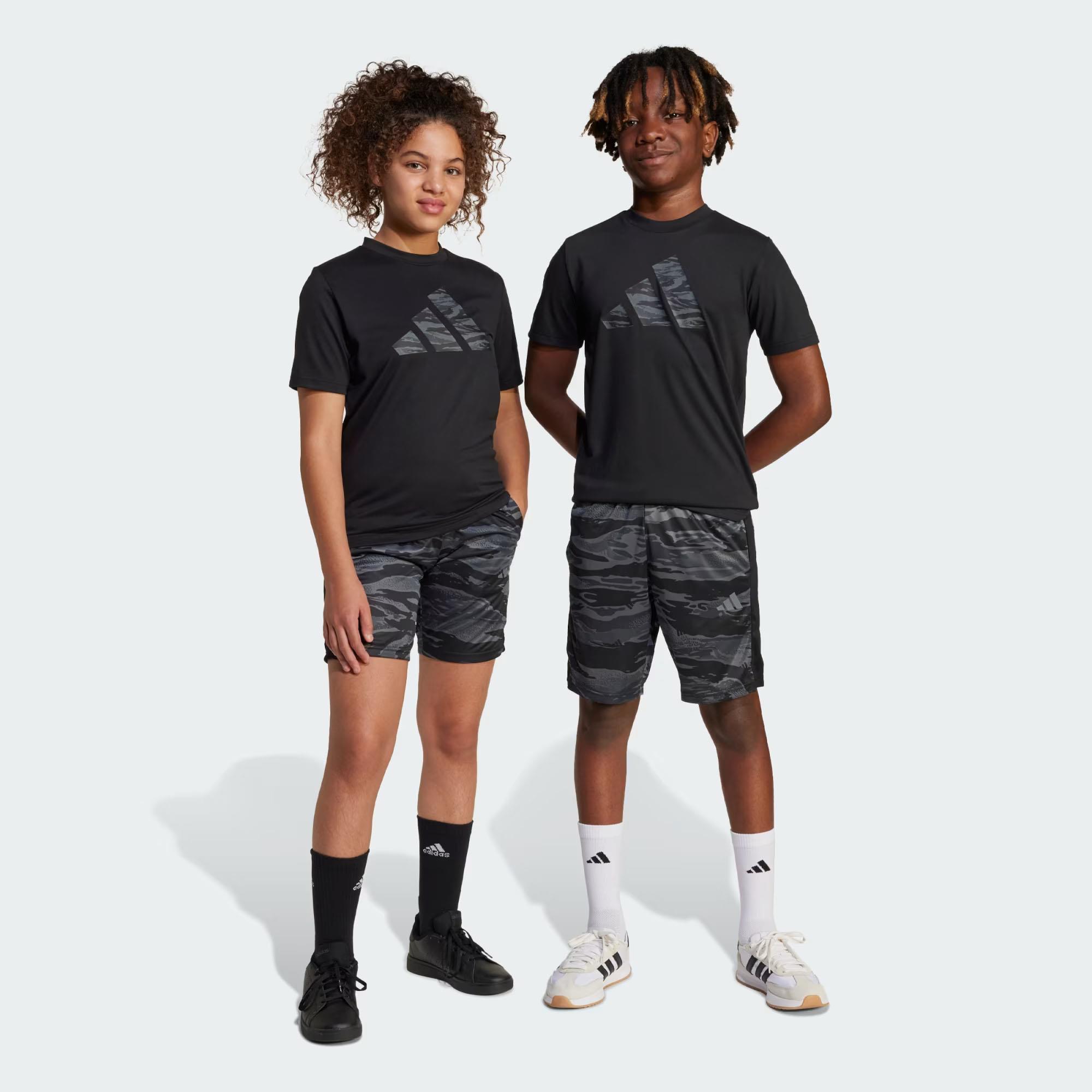Adidas Çocuk Günlük Şort J Tr-Es Cam Sho Jı6103
