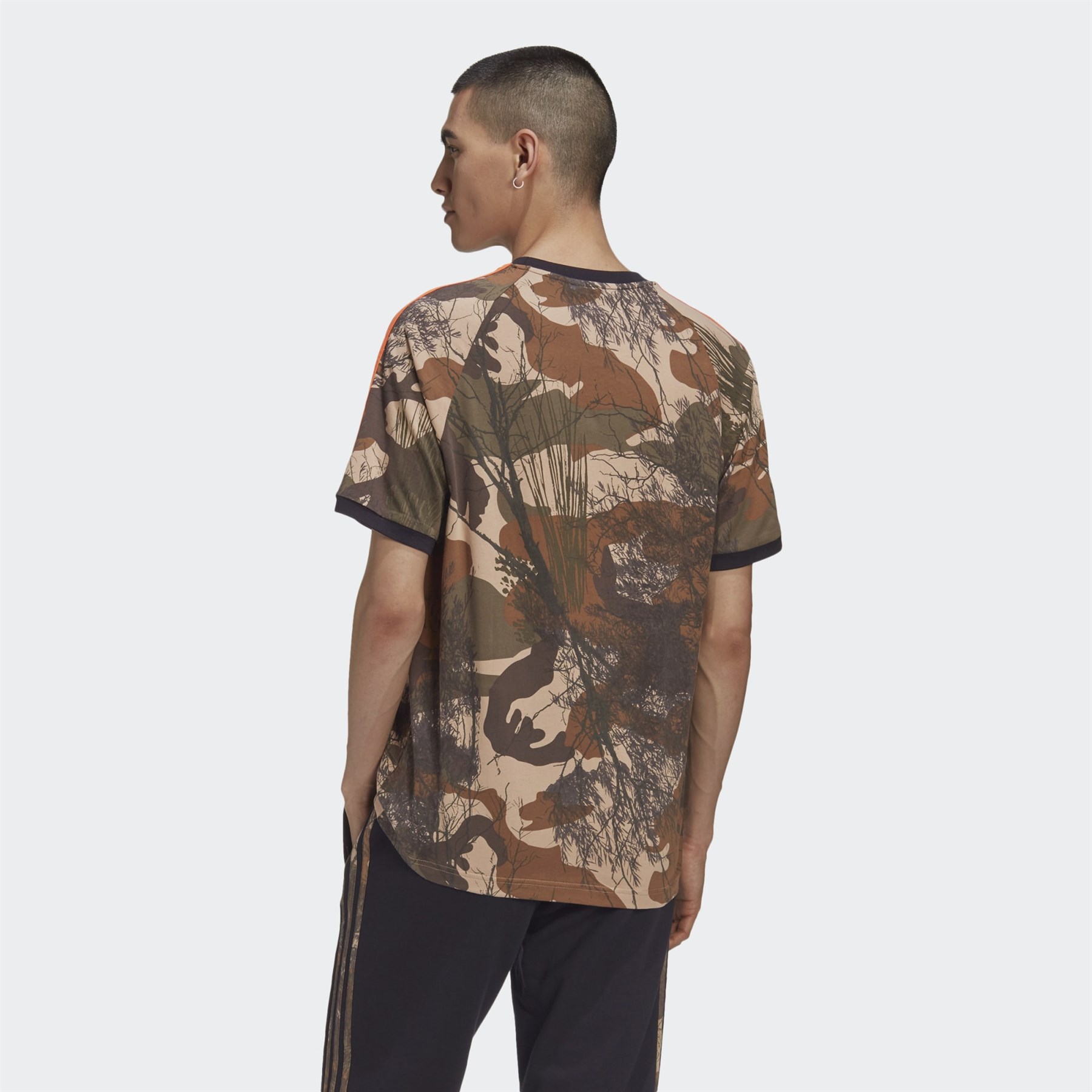 Adidas Erkek G�nl�k Giyim T-Shirt Camo Aop Tee Gd5950 CAMO AOP TEE