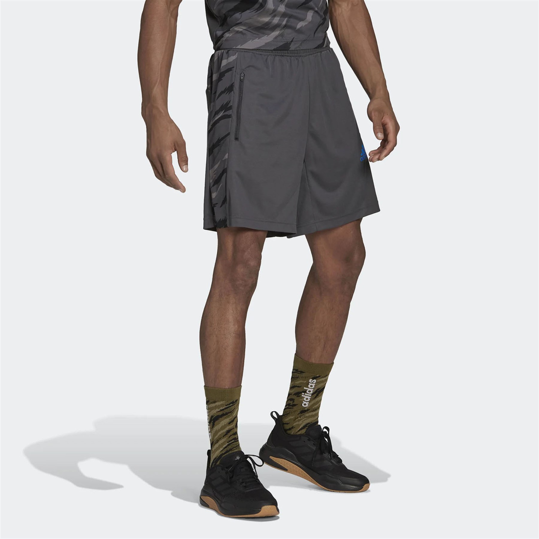 Adidas Erkek Günlük Şort Feelstrcamo Sho Hd4321