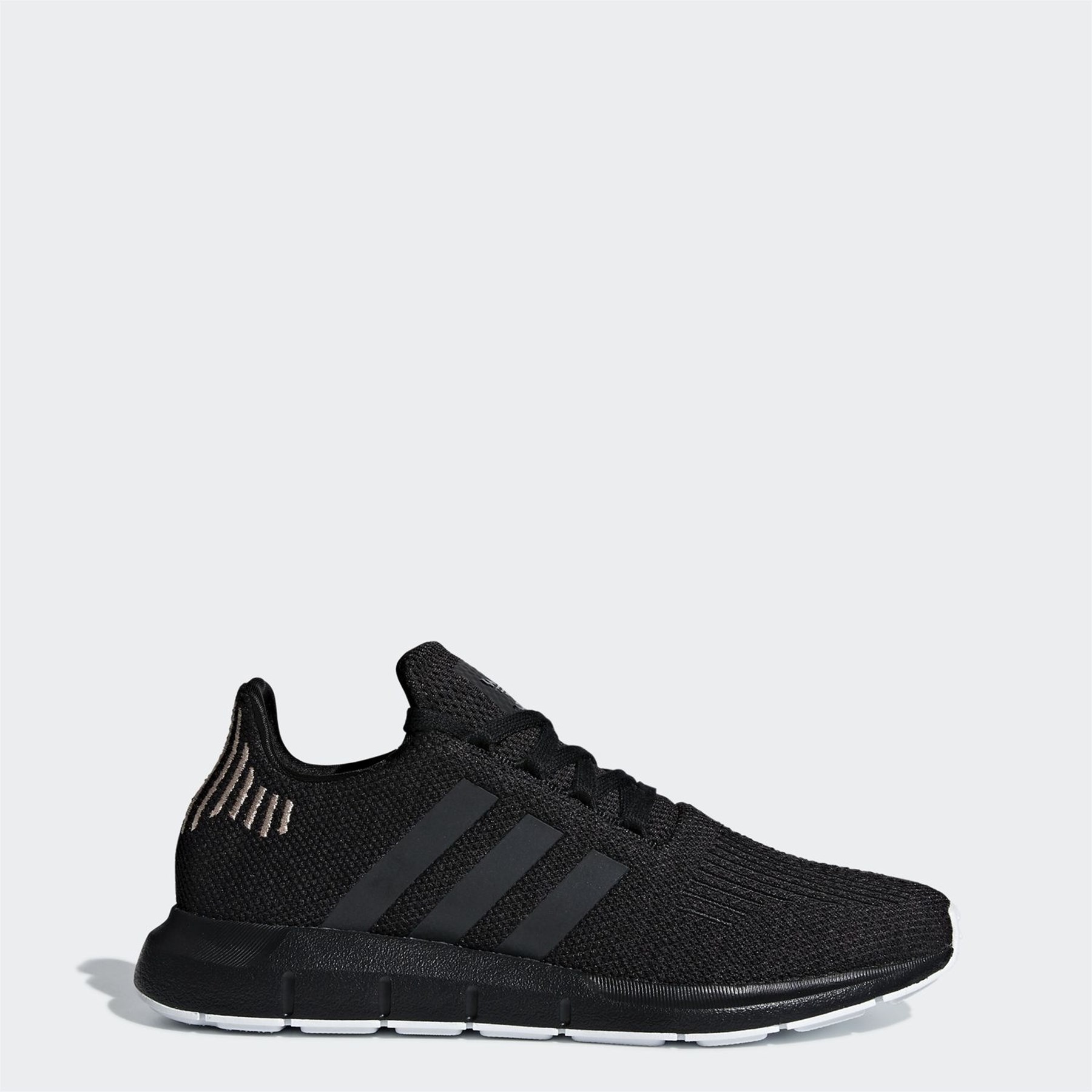 Adidas Kadın Günlük Ayakkabı B37723 Swift Run W