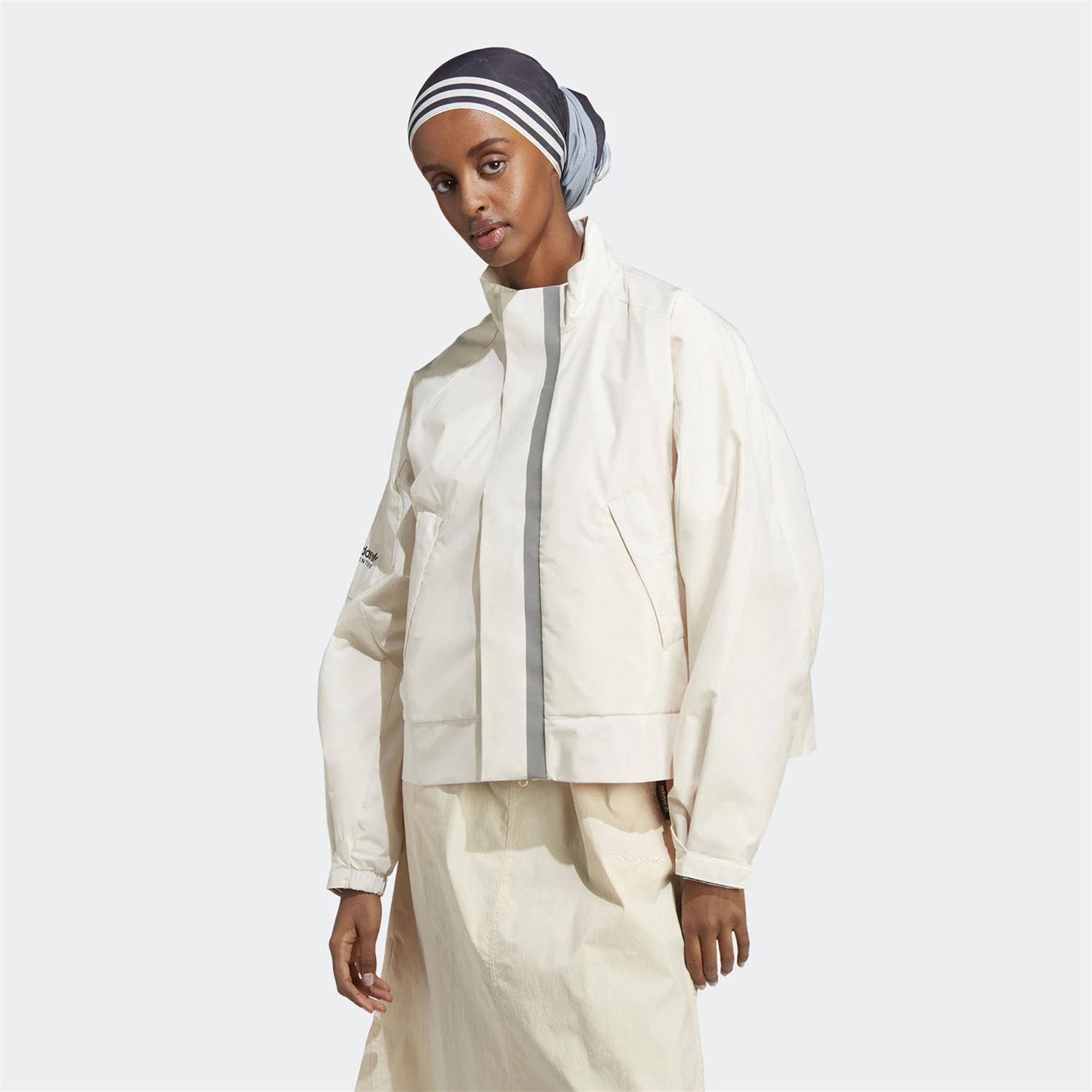 Adidas Kadın Günlük Mont Crop Jacket Ic5446