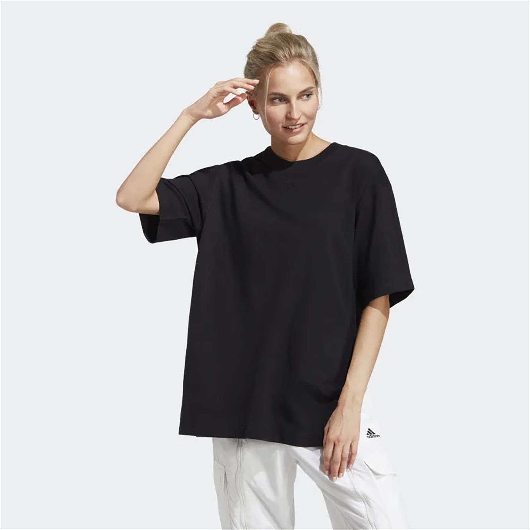 Adidas Kadın Günlük T-Shirt Dance Bf T Ic6626