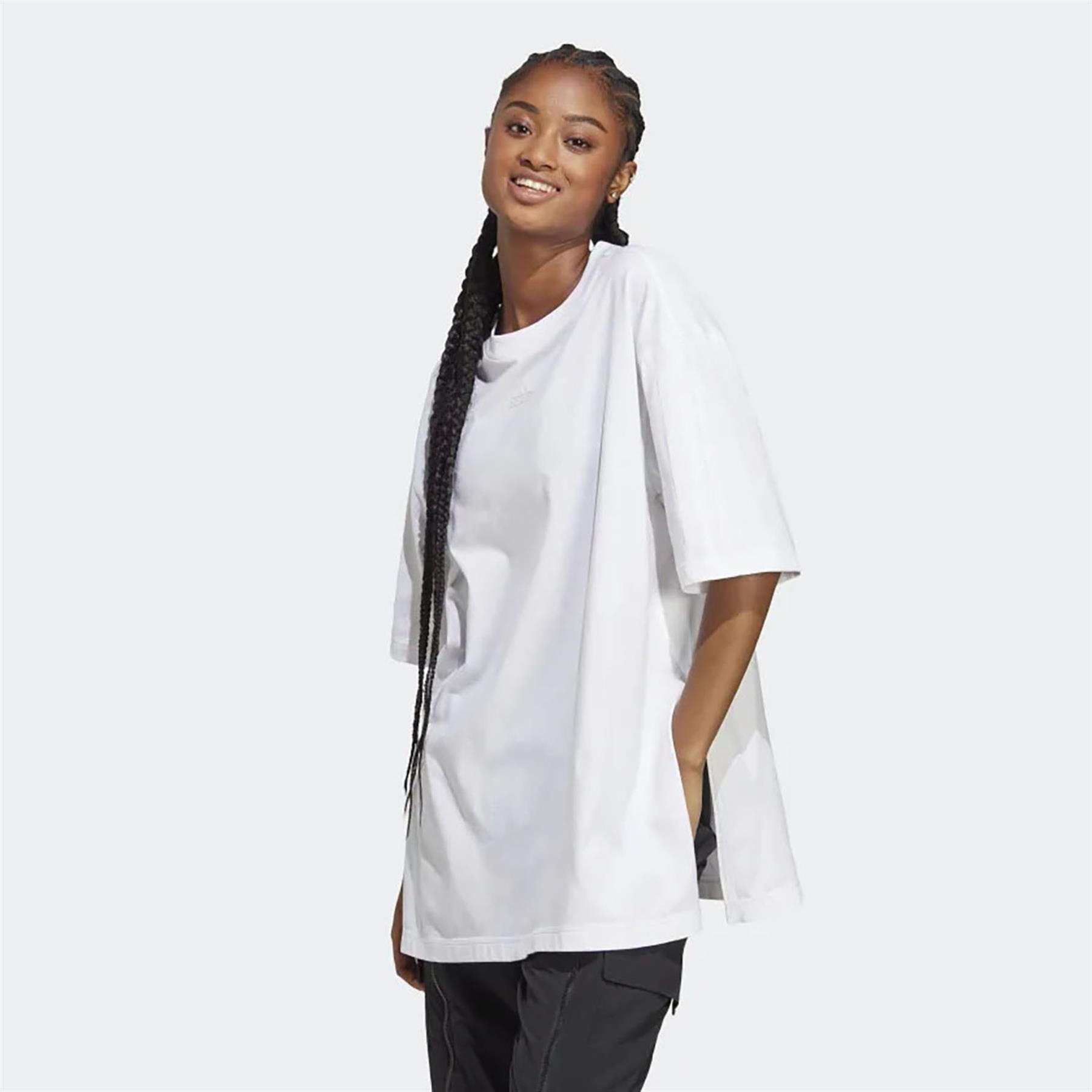 Adidas Kadın Günlük T-Shirt Dance Bf T Ic6695