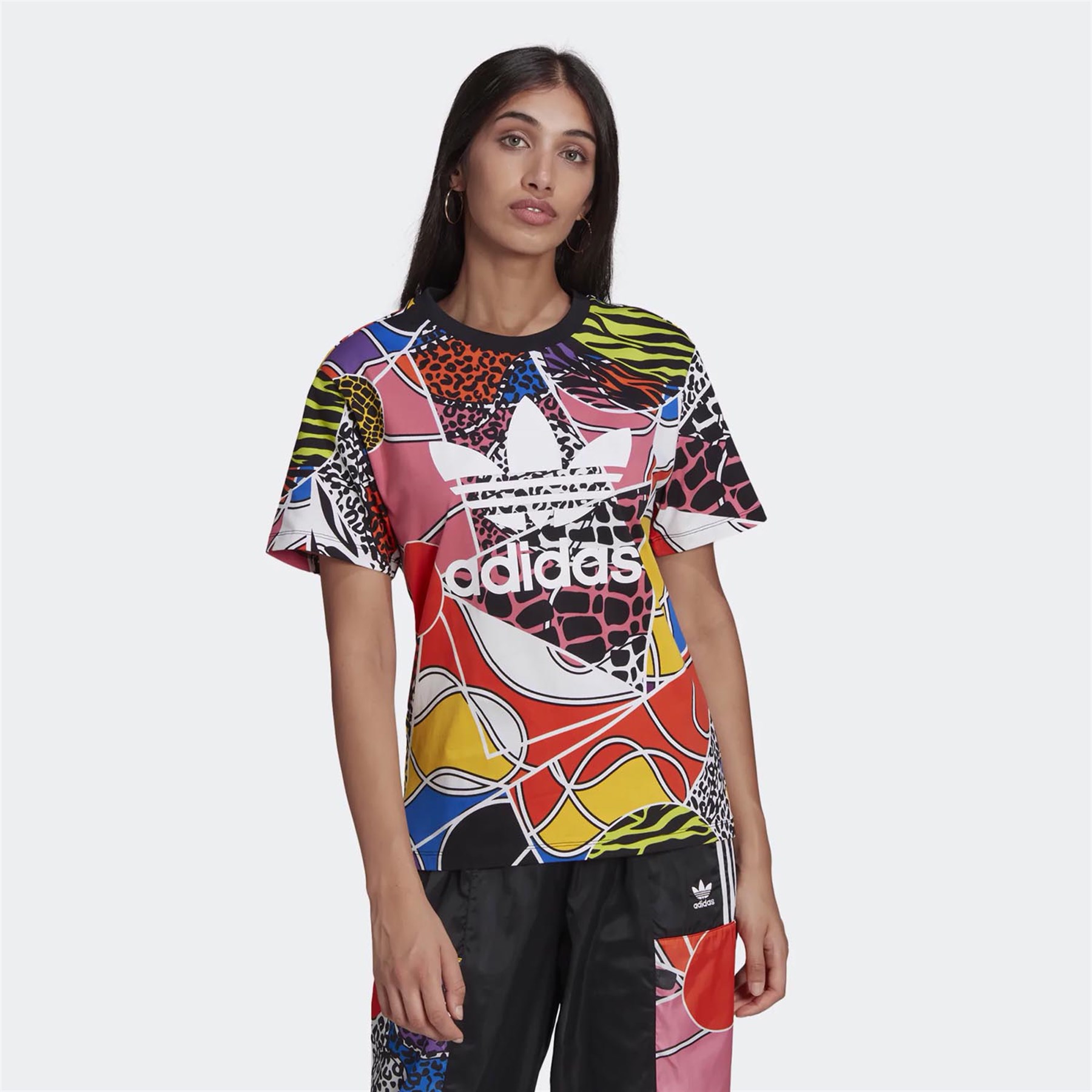 Adidas Kadın Günlük T-Shirt Regular T-Shirt Hc4464