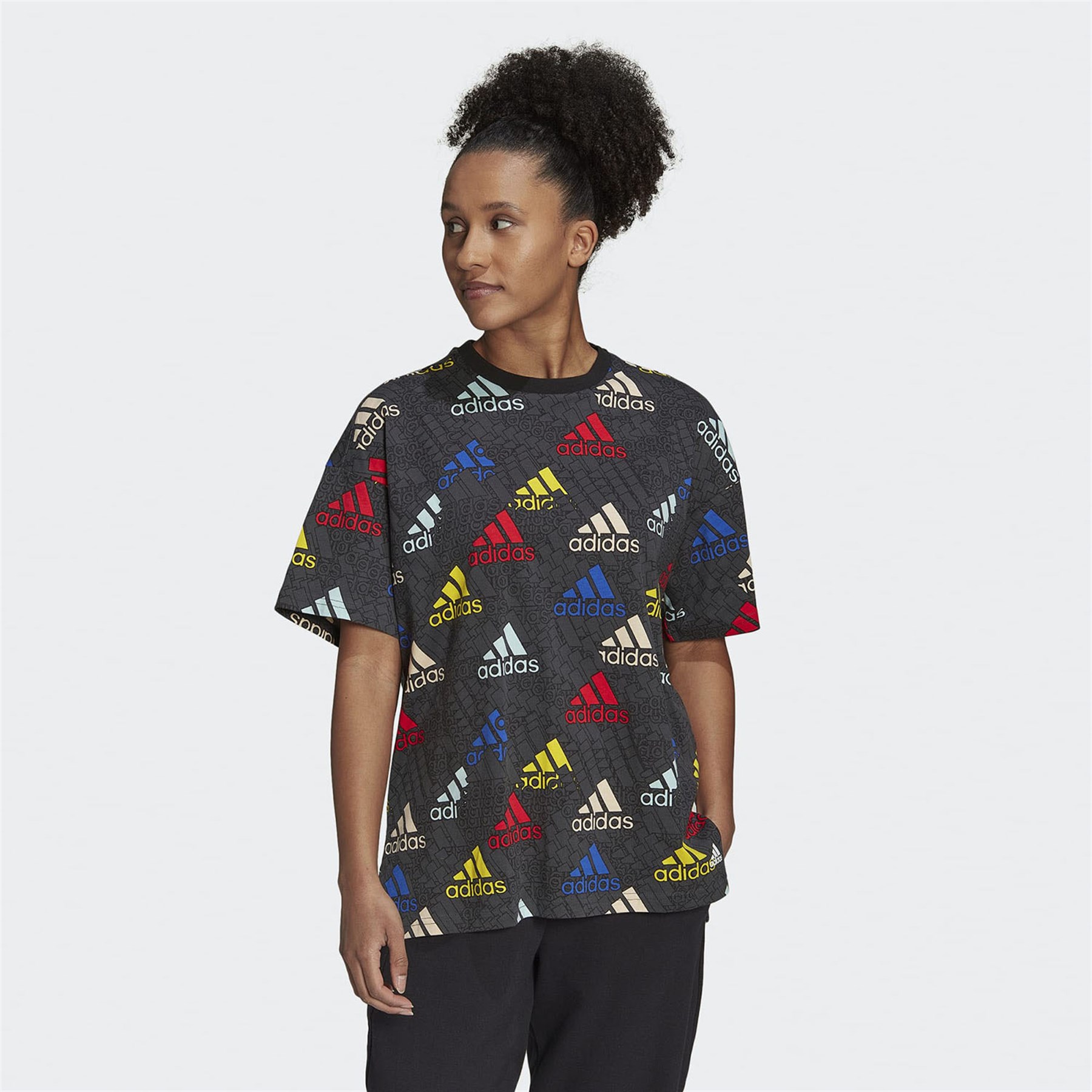 Adidas Kadın Günlük T-Shirt W Bluv Q3 T B Hl4463
