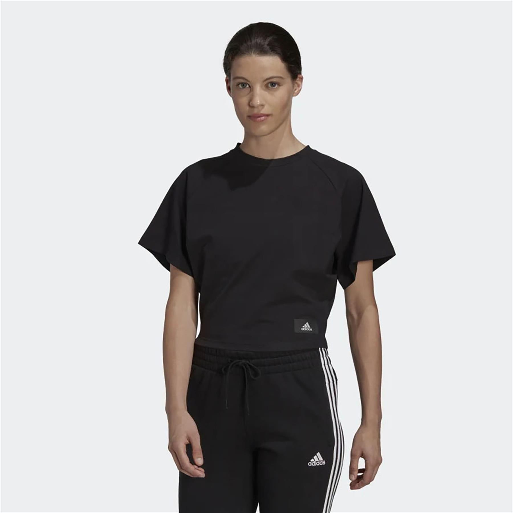 Adidas Kadın Günlük T-Shirt W Hol T Hp1787
