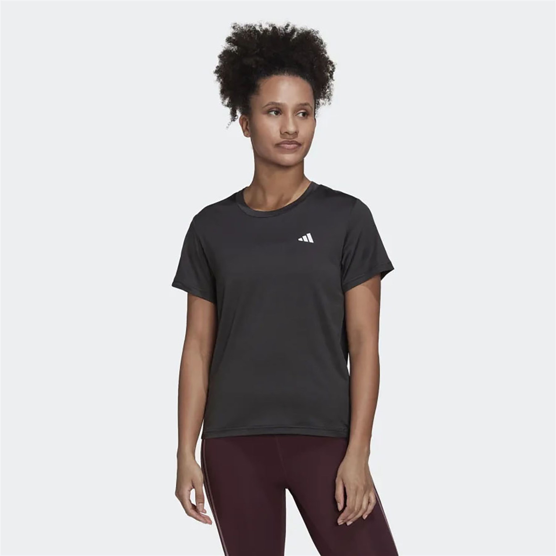 Adidas Kadın Günlük T-Shirt W Min Tee Hm4490