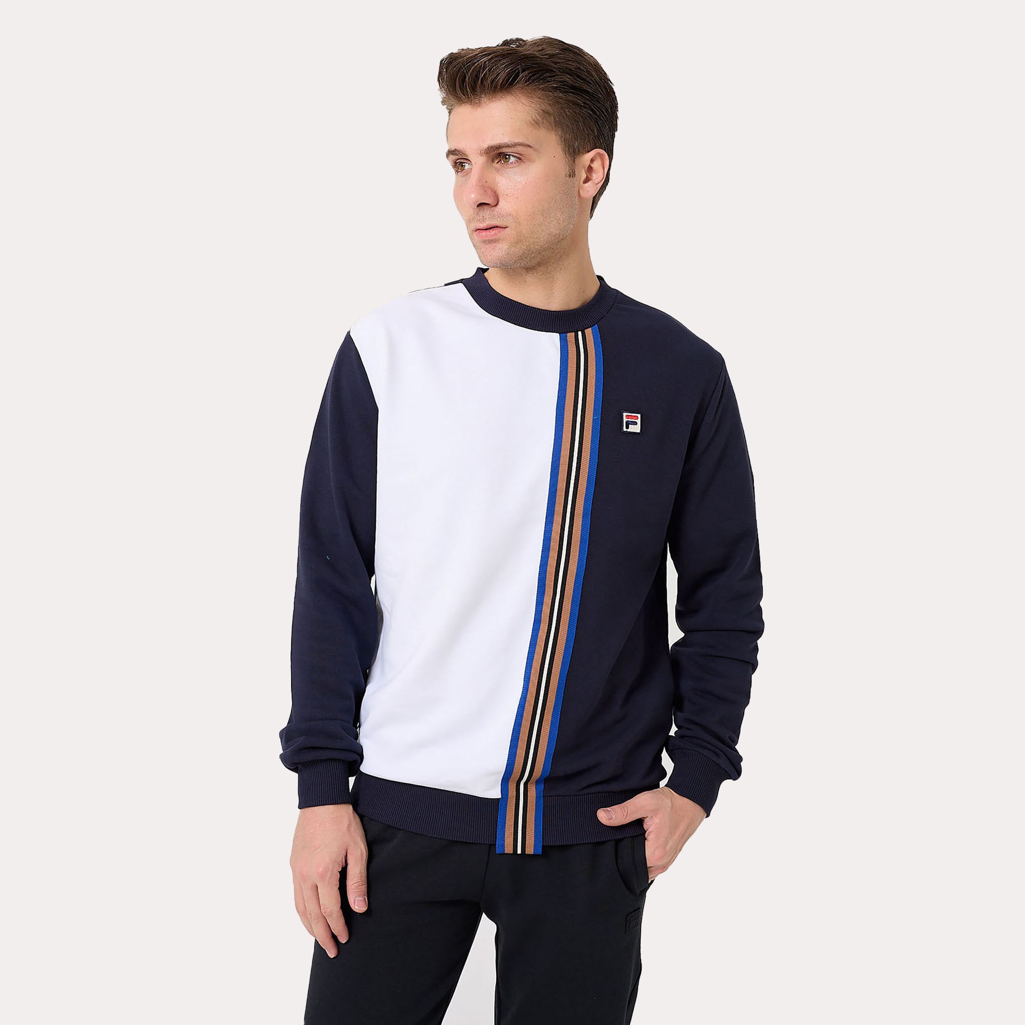 Fila Erkek Bisiklet Yaka Sweatshirt Asymmetrical TM411155