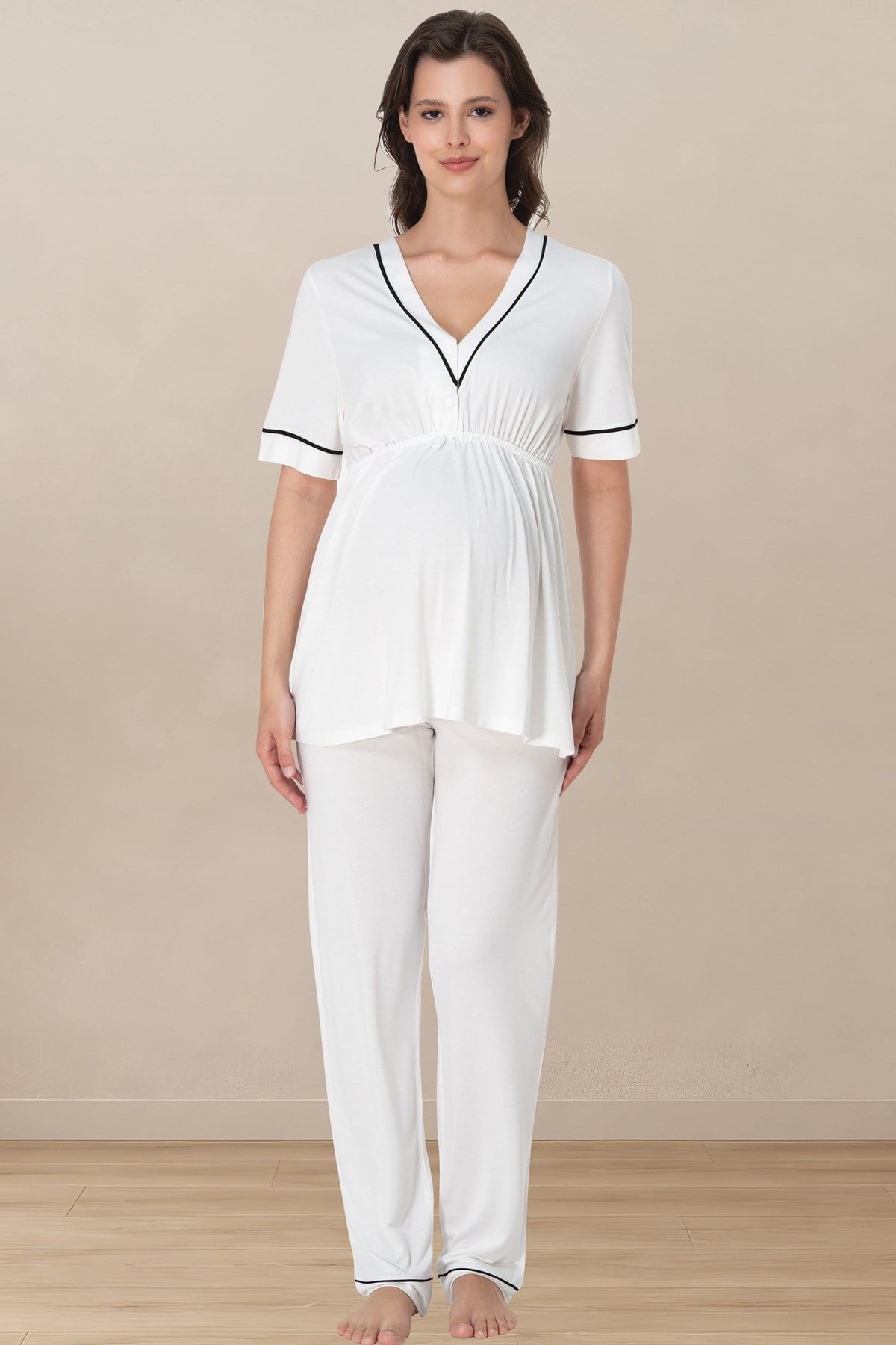 Effortt 5092 Ekru Biye Detaylı Emzirme Özellikli Hamile Pijama Takımı